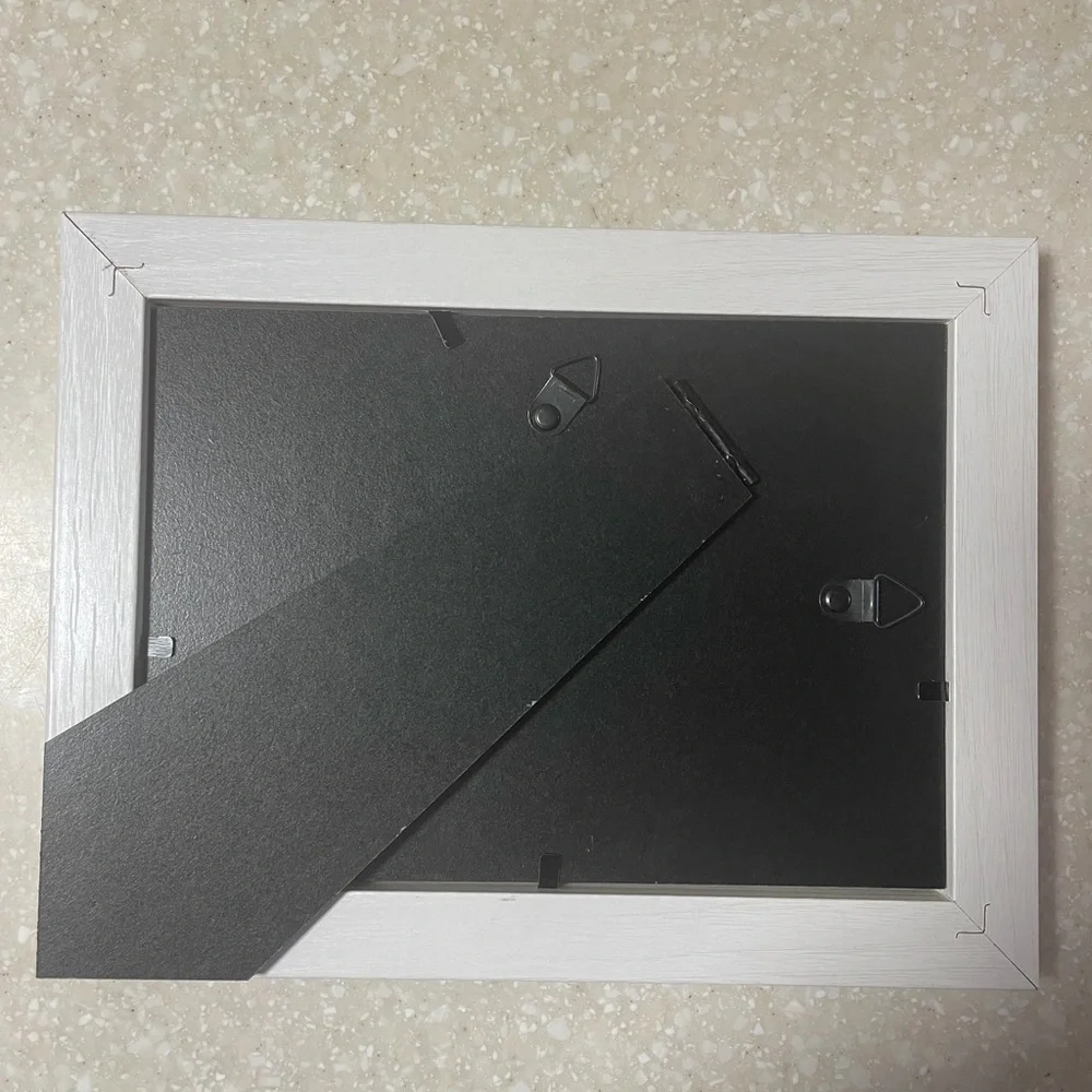 N/A 5x7 frames